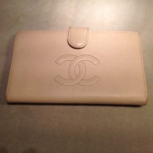 Chanel Pink Leather wallet